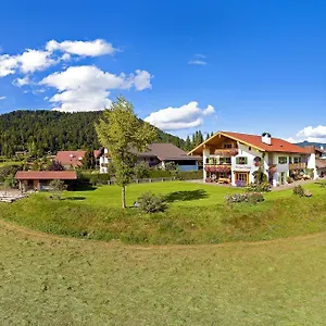 Oberland Apartment